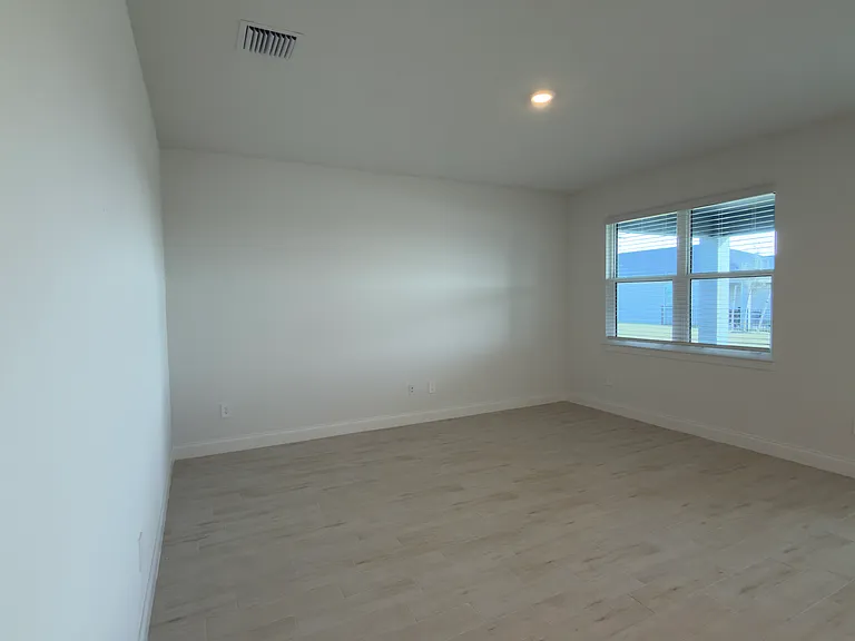 11262 NW Blockbird Dr — Photo 7