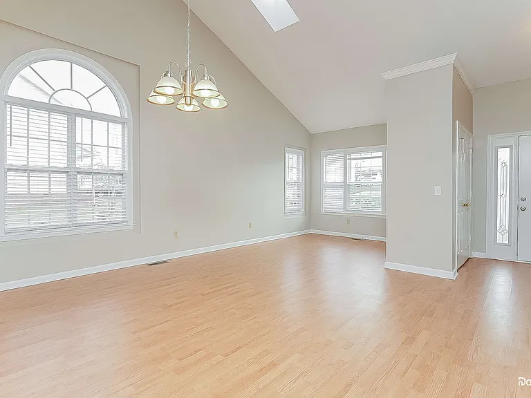 301 Mount Olive Dr — Photo 8