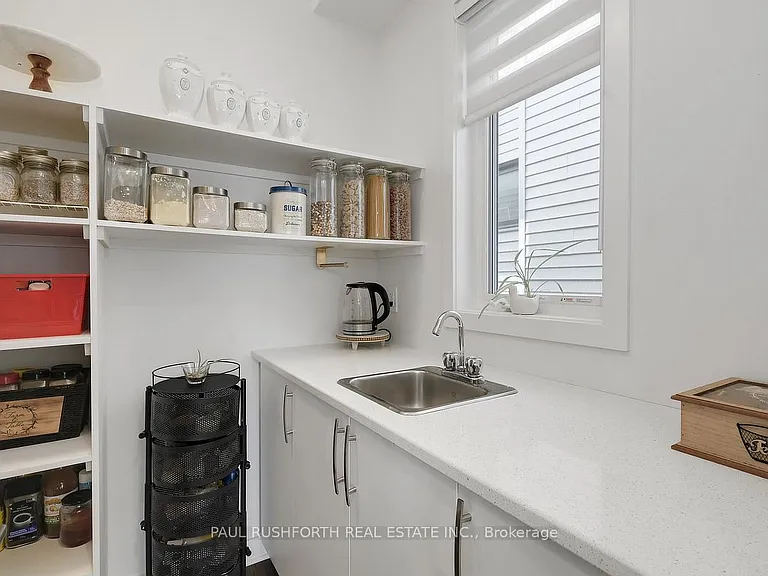 6483 Renaud Rd — Photo 16