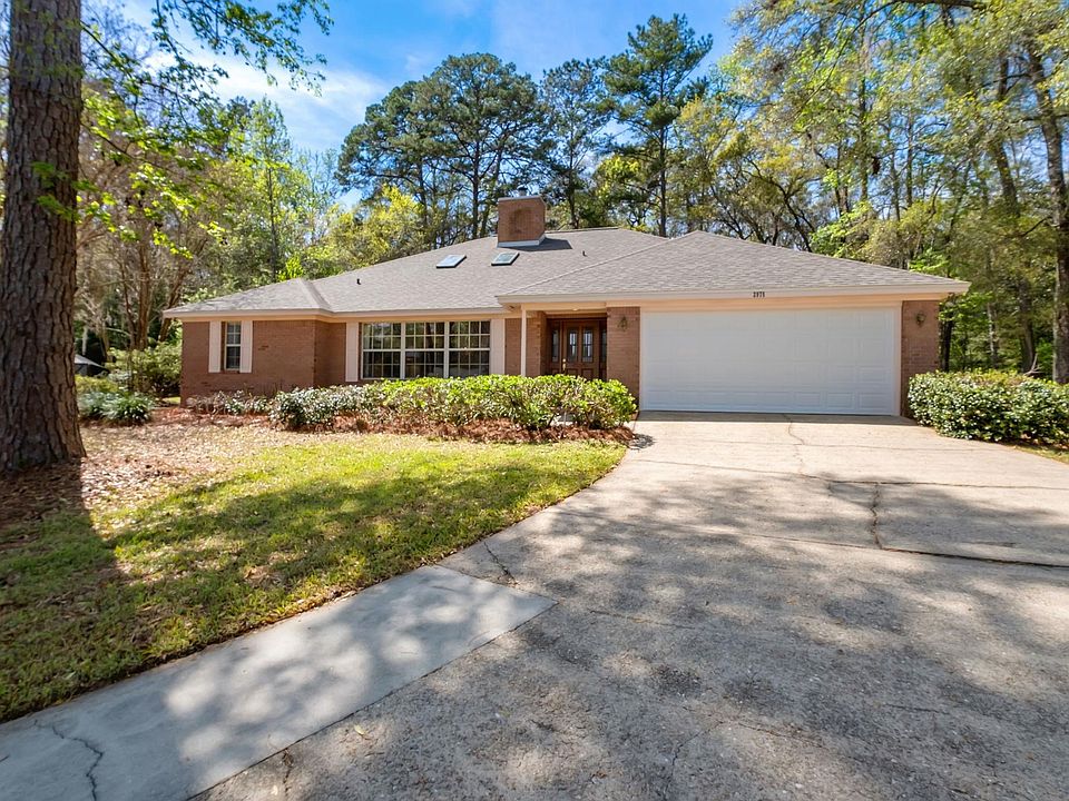 1st image of 2975 Barclay Ct