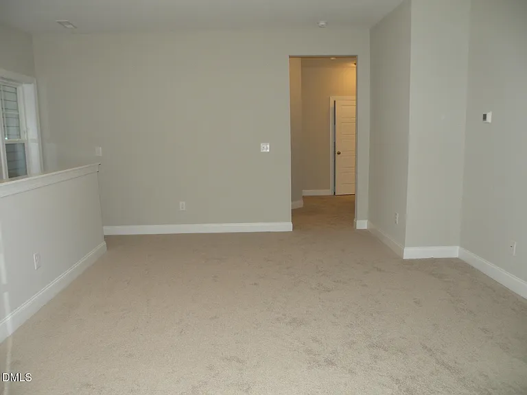 132 Tree Hill Ln — Photo 14