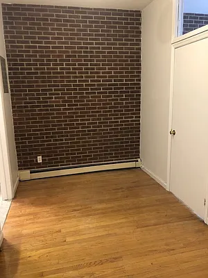 Rented by Carnegie Management Inc | media 28