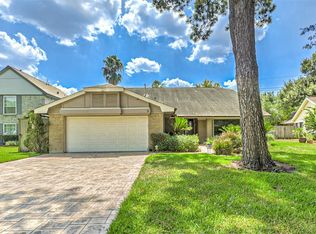 7707 Goldengrove Dr, Spring, TX 77379