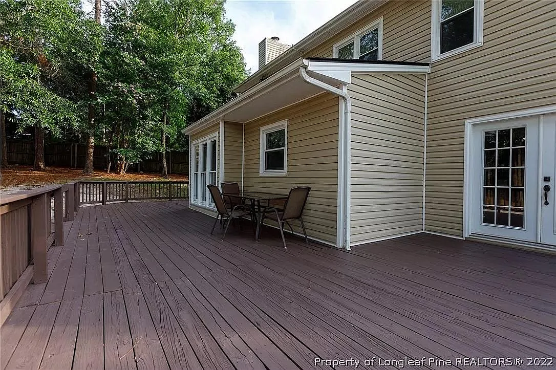 100 Pigeonhouse Ct — Photo 3