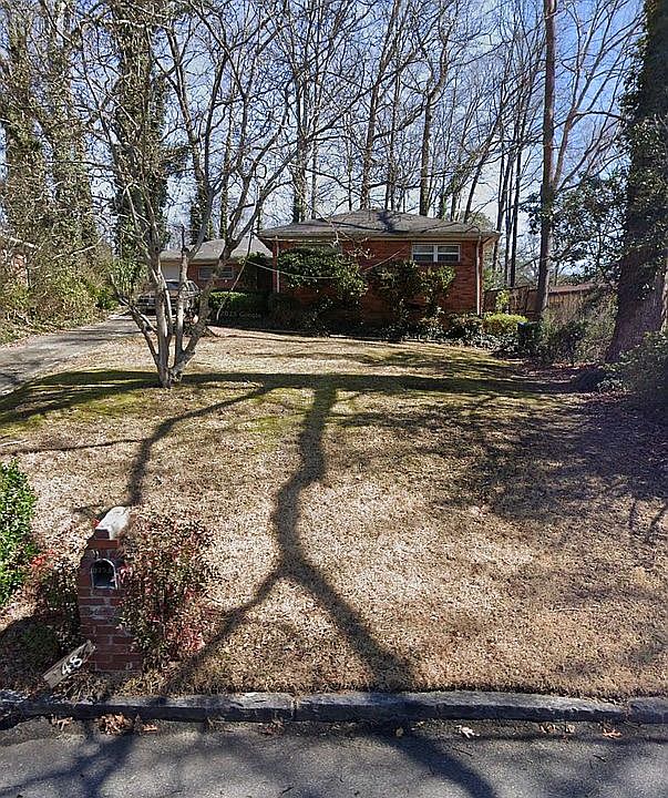 1st image of 2482 Susan Ln SW