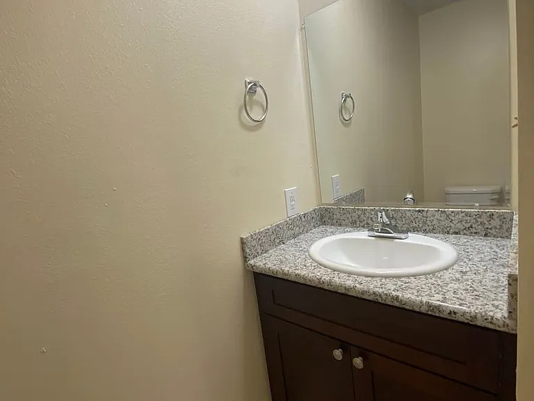3023 Toulon Dr — Photo 4