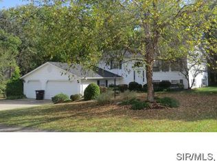1807 Montview Ave, Godfrey, IL