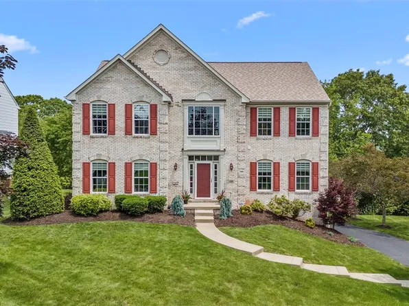 110 Scenery Hill Dr, Canonsburg, PA 15317