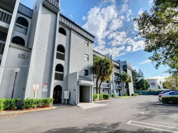 1720 N Congress Ave APT 403, West Palm Beach, FL 33401
