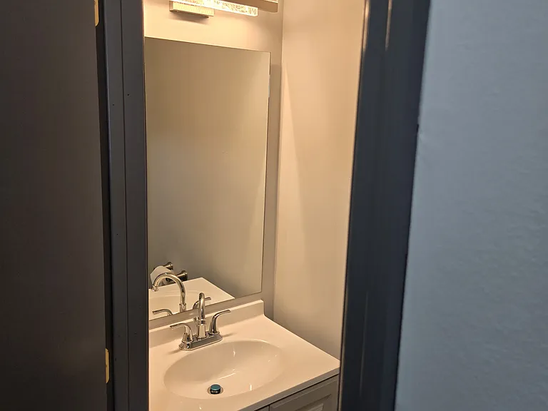 6048 Trowbridge Way — Photo 12