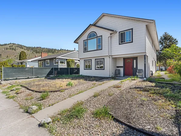 859 Richter St, Kelowna, BC V1Y 2J9
