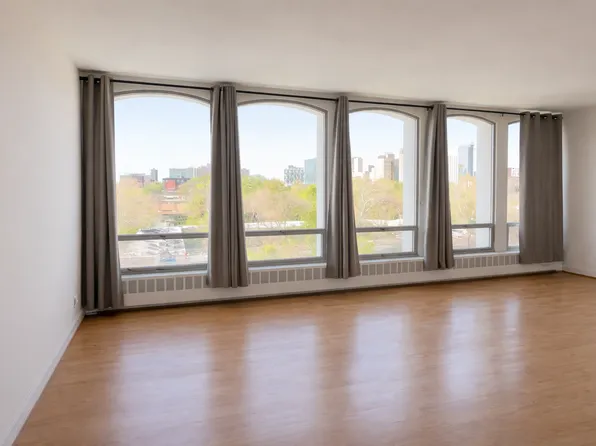 1401 E 55th St, Chicago, IL