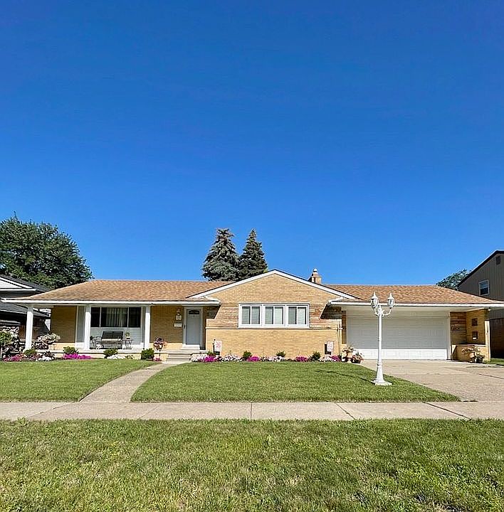 1st image of 4584 Shenandoah Ave