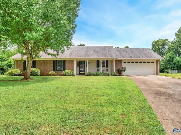 107 Cerrydowns Ct, Meridianville, AL 35759
