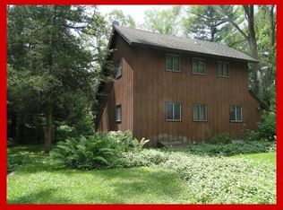 W9033 Lakeview Dr, Cambridge, WI 53523