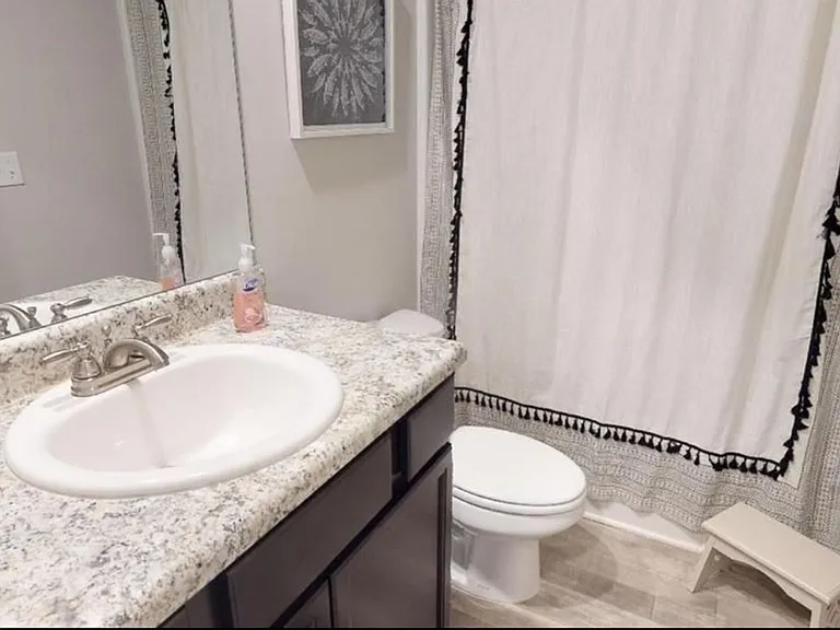 178 Goodall Woods Dr — Photo 12