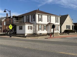 116 W Harrison St #1-BEDROOM, Sullivan, IL 61951