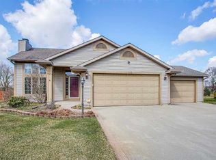 52735 Hound Trl, South Bend, IN