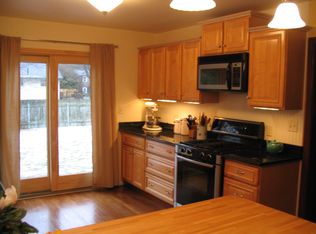 5 Elmira Ave, Newburyport, MA 01950
