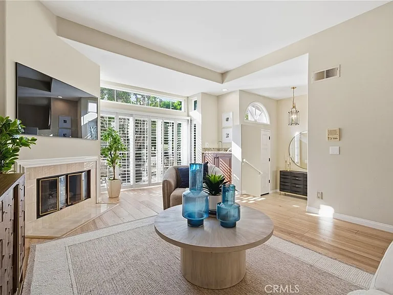 19281 Meadowood Cir — Photo 9