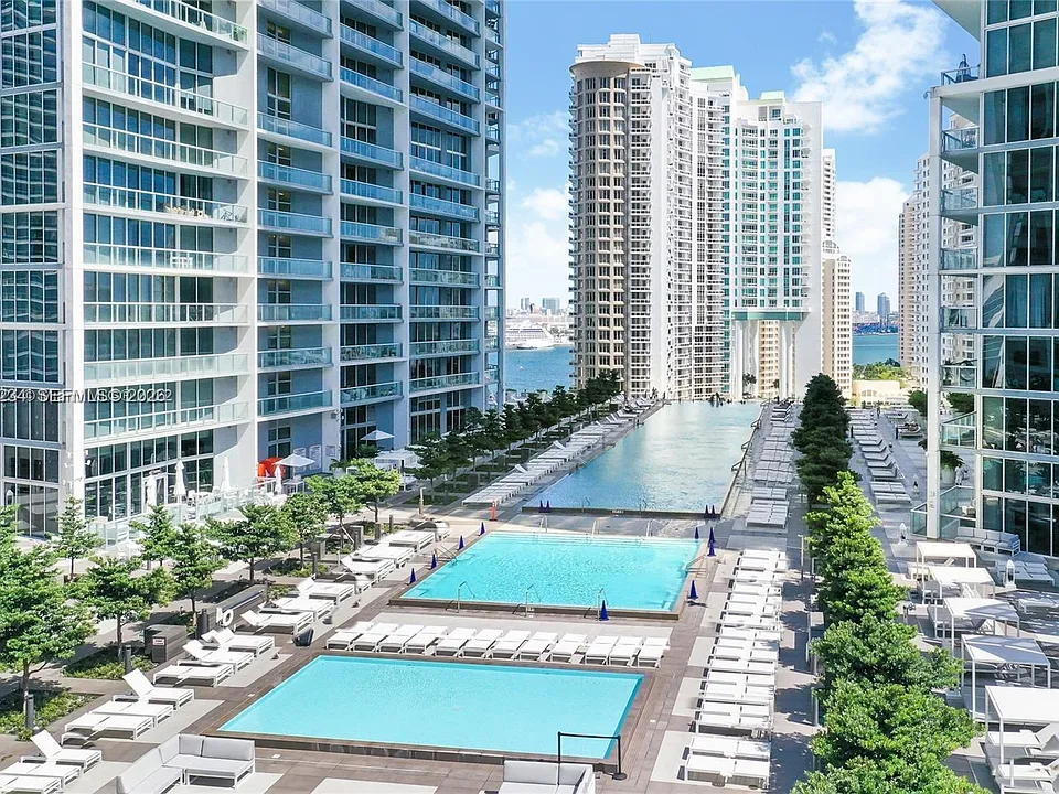 475 Brickell Ave #1013