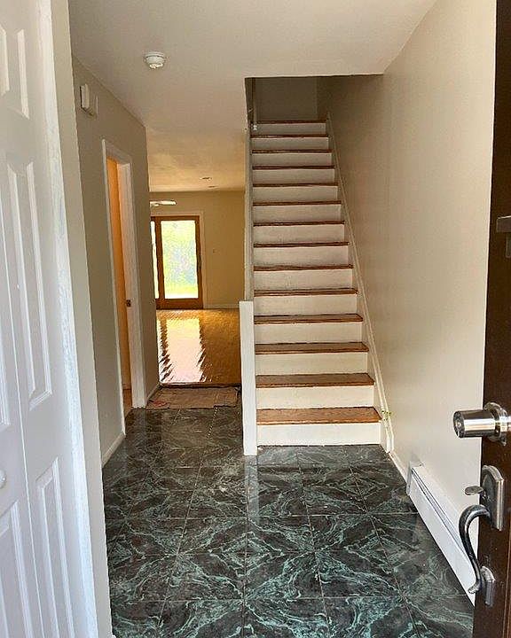 Front Entryway