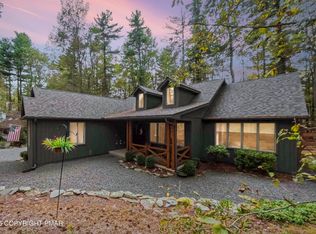 2121 Camp Owaissa Ct, Pocono Pines, PA 18350