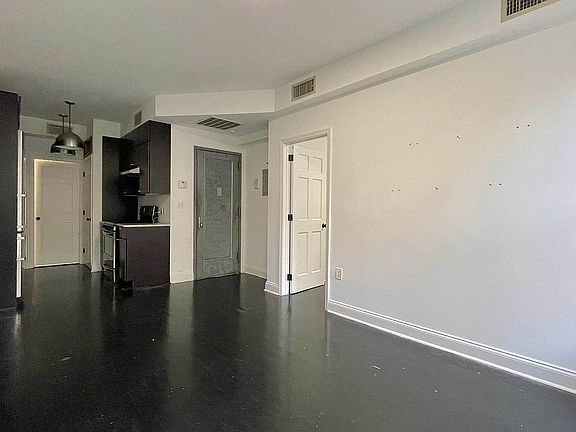 2nd image of 82 Christopher St APT 1A