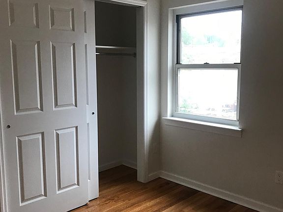 2nd image of 8236 165th St #2