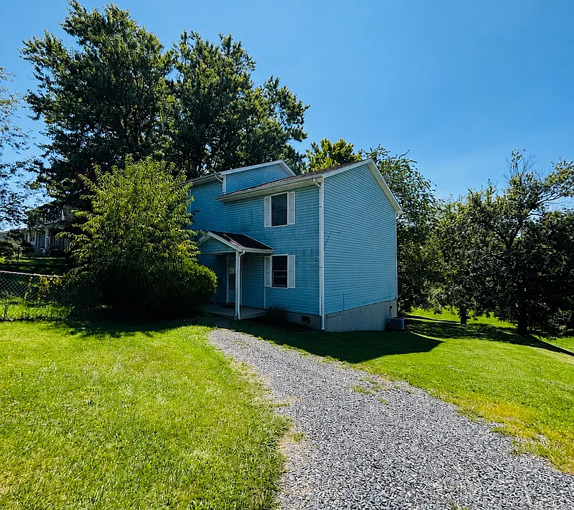 365 Wakeman Ct