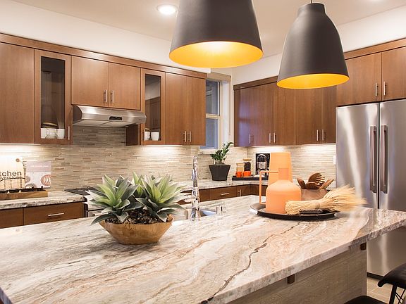 Residence 4 - Kitchen