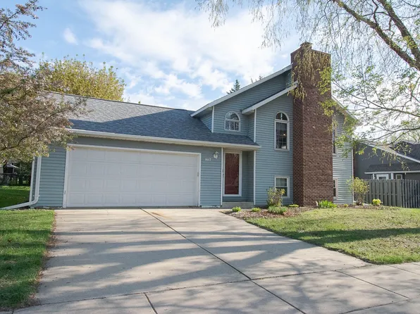 1617 19th St NE, Rochester, MN 55906