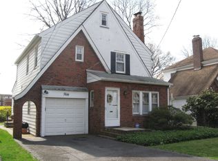 50 Overlook Ter, Bloomfield, NJ 07003