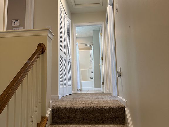 3rd image of 505 Garden Way