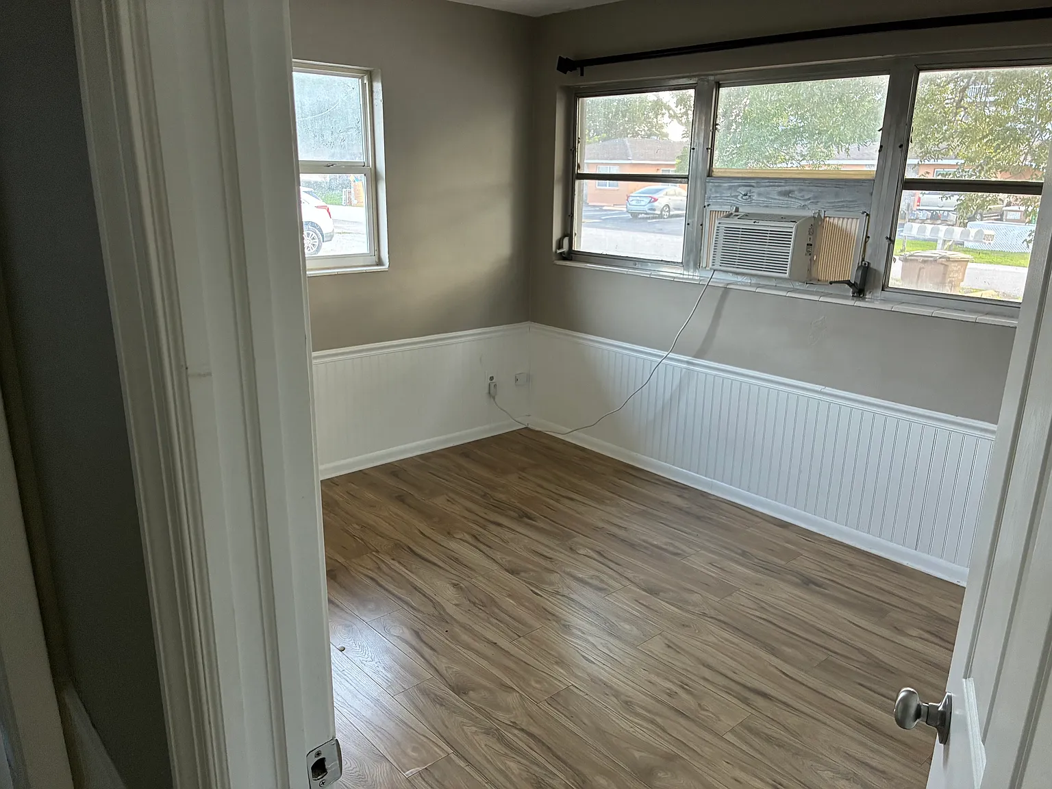 1 bed, 550 sqft, $1,050 — Photo 4