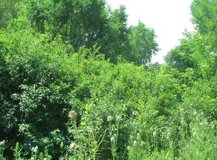 28013 W Wilmot Rd, Antioch, IL 60002