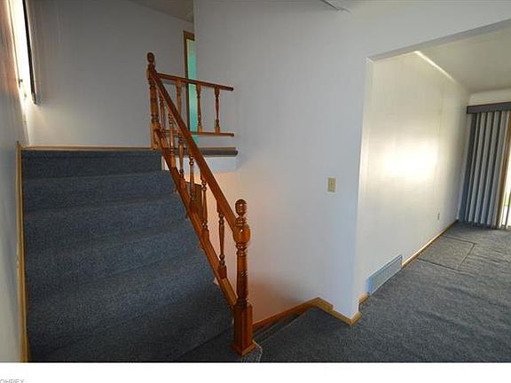 5th image of 291 Lowrie Blvd
