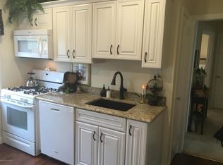 38 Pinckney Rd APT B, Red Bank, NJ 07701