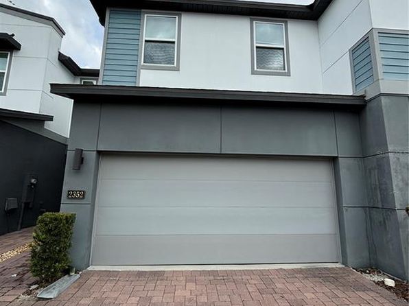 2352 Shadowland Loop