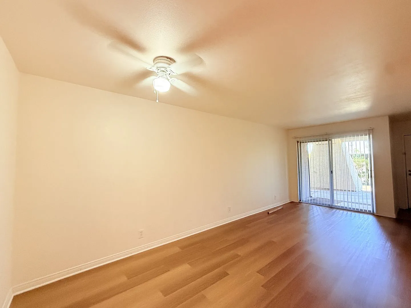 Coming Soon!! 1 Bedroom 1 Bathroom Condo In Palm Springs! — Photo 3