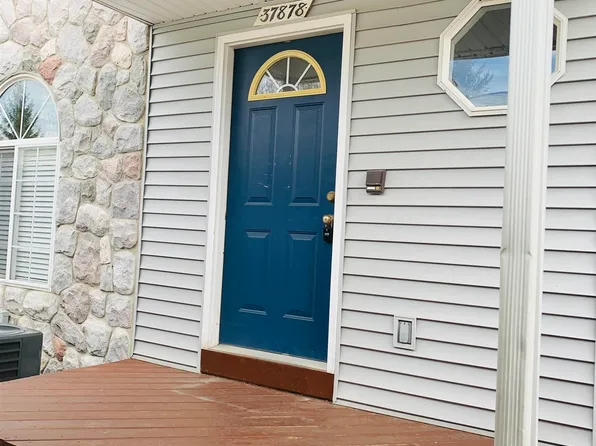 37878 Jefferson Ave, Harrison Township, MI 48045