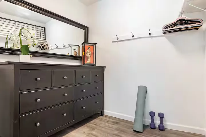 1 bed, 1038 sqft, $2,850 — Photo 4