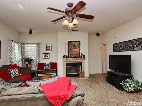 5th image of 101 Bombay Cir