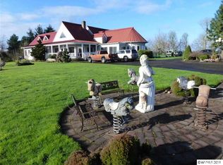 12264 Ruef Ln, Mount Angel, OR 97362