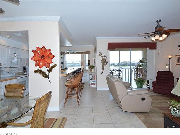 2nd image of 8096 Queen Palm Ln APT 246