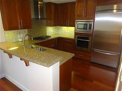 4th image of 700 W East St Unit 1505