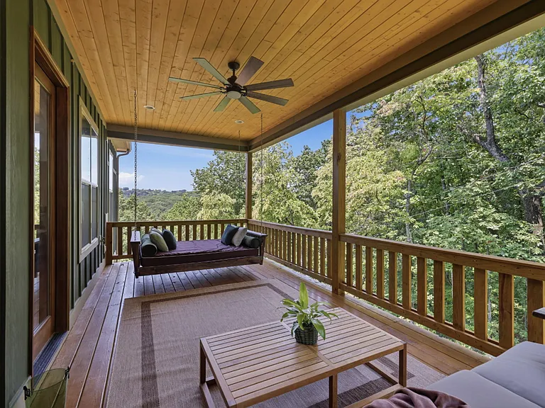 3556 Cottonwood Ln — Photo 24