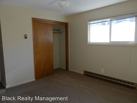 5th image of 612 S Lincoln St APT 303