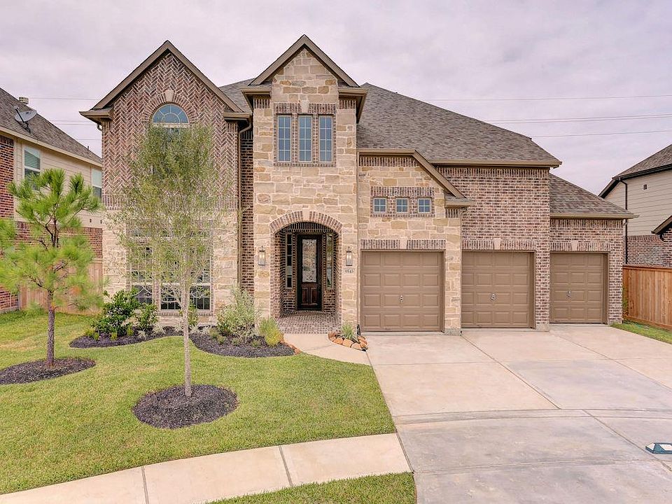 1st image of 9543 Flora Rock Ln
