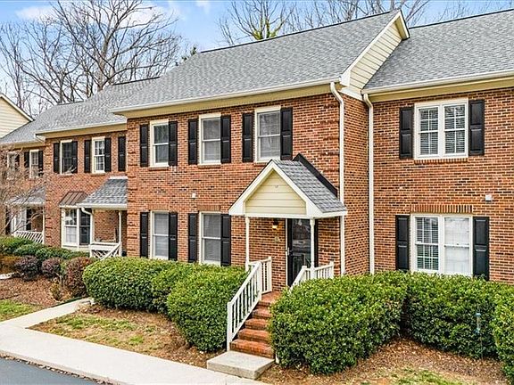 3rd image of 12 Park Village Ln Unit C